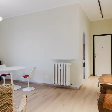House Apartment *